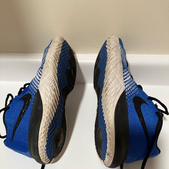 Nike Kyrie flytrap - Picture 3 of 5
